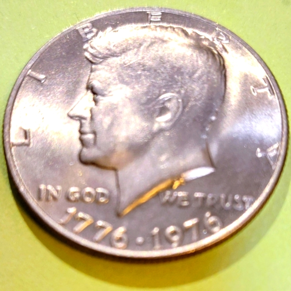 1976 Bicentennial Kennedy Half Dollar Coin In Very Good Circulated Condition.